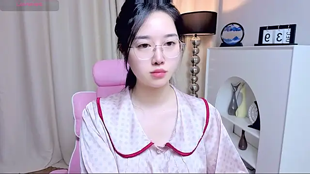 miuu6868 online show from June 5, 2:05 am