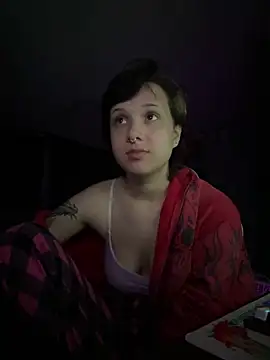 sweetielexxii online show from June 18, 12:42 am