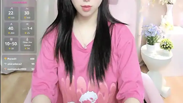 shynana online show from June 12, 1:09 pm