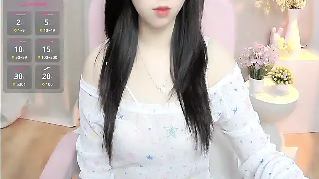 shynana online show from June 27, 1:11 am