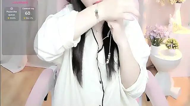 shynana online show from July 3, 1:12 am