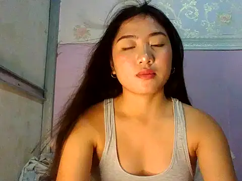 Snapshot of cutie_princess88 chatting on July 18, 3:31 pm cutie princess88 online show from July 18, 3:31 pm
