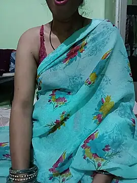 Snapshot of Curvy_Sheena chatting on June 5, 5:07 pm Curvy Sheena online show from June 5, 5:07 pm