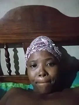 mommysmiley1234 online show from June 26, 10:15 pm