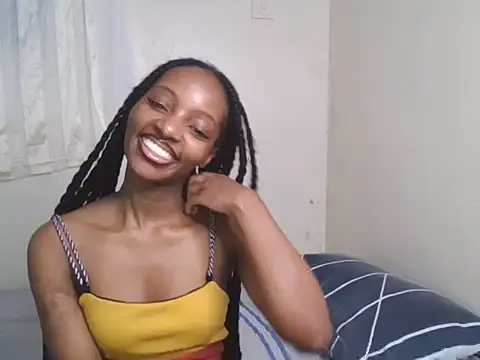 Snapshot of CUTE-MESSY chatting on June 11, 5:48 am CUTE-MESSY online show from June 11, 5:48 am