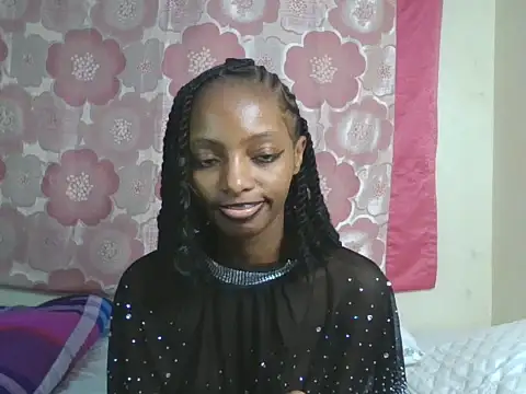 Snapshot of CUTE-MESSY chatting on July 7, 10:35 pm CUTE-MESSY online show from July 7, 10:35 pm