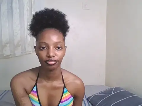 Snapshot of CUTE-MESSY chatting on June 21, 8:47 pm CUTE-MESSY online show from June 21, 8:47 pm