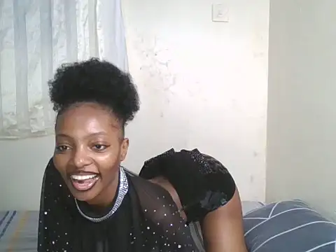 Snapshot of CUTE-MESSY chatting on June 19, 6:08 am CUTE-MESSY online show from June 19, 6:08 am