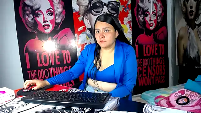BaddieLuxe  online show from May 24, 10:15 am