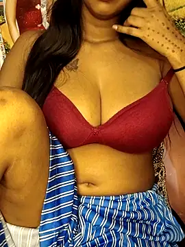 Miss Fiza online show from May 27, 7:32 pm