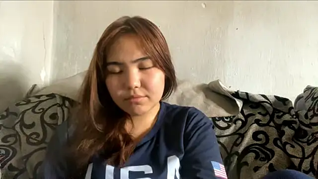 Snapshot of Molly_Teddy chatting on August 8, 10:33 am Molly Teddy online show from August 8, 10:33 am