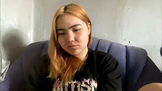 Snapshot of Molly_Teddy chatting on July 4, 10:21 am Molly Teddy online show from July 4, 10:21 am