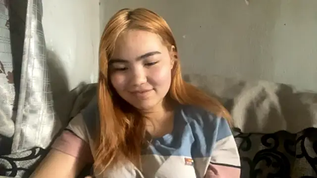 Snapshot of Molly_Teddy chatting on June 21, 9:37 am Molly Teddy online show from June 21, 9:37 am