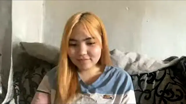 Snapshot of Molly_Teddy chatting on June 28, 10:21 am Molly Teddy online show from June 28, 10:21 am