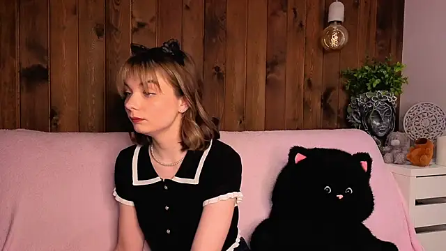 IvoryPesante online show from May 30, 7:19 pm
