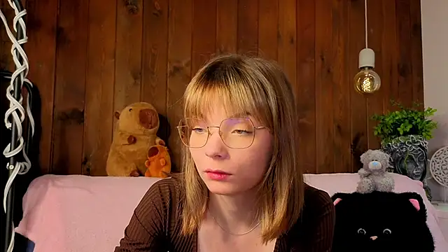 IvoryPesante online show from June 15, 8:41 pm