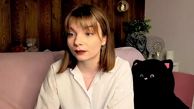IvoryPesante online show from May 31, 7:58 pm