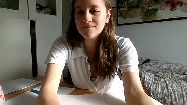 Snapshot of SoftieSophie chatting on May 31, 6:08 am SoftieSophie online show from May 31, 6:08 am