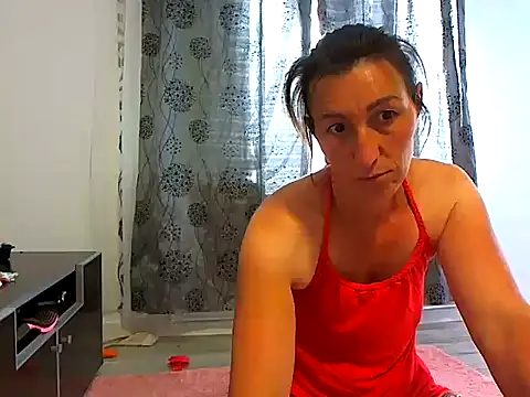 Snapshot of Kassandra06 chatting on May 25, 6:01 am Kassandra06 online show from May 25, 6:01 am