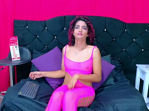 aura sterling online show from June 12, 11:41 am