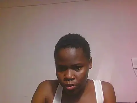 Snapshot of Midnight_whisper01 chatting on June 25, 5:18 pm Midnight whisper01 online show from June 25, 5:18 pm