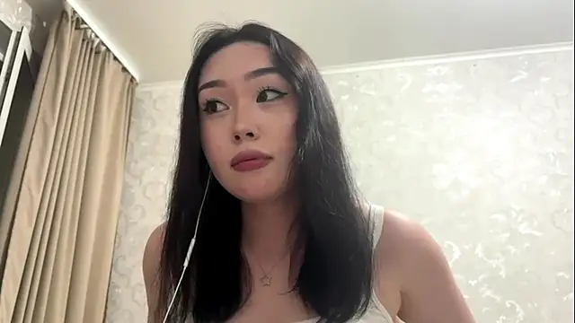 LilowNax online show from May 27, 8:38 pm
