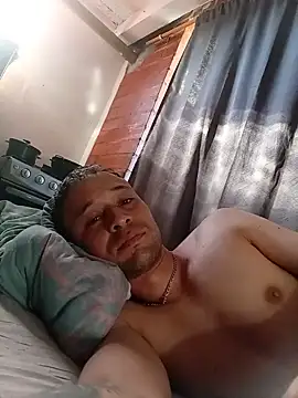 Men 05 online show from May 24, 9:58 pm