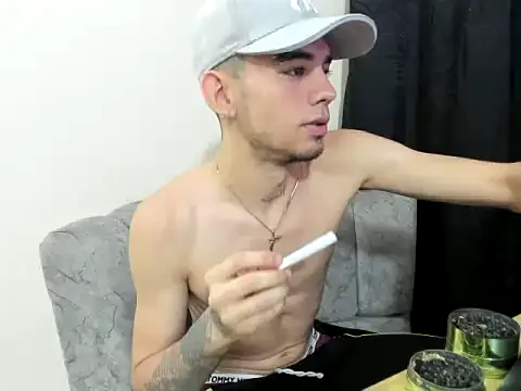 Snapshot of Tokioxx chatting on July 7, 5:38 pm Tokioxx online show from July 7, 5:38 pm