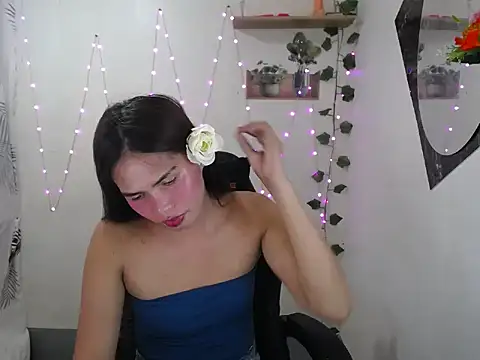 Bella cum69 online show from June 5, 7:03 am