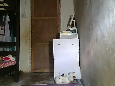 Snapshot of xxslutasian69xx chatting on June 11, 10:18 pm xxslutasian69xx online show from June 11, 10:18 pm