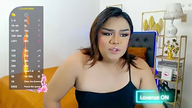 Snapshot of Asian_Miyaka chatting on June 3, 12:00 am Asian Miyaka online show from June 3, 12:00 am
