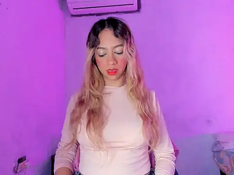 ToxicLoversX online show from May 27, 8:43 am