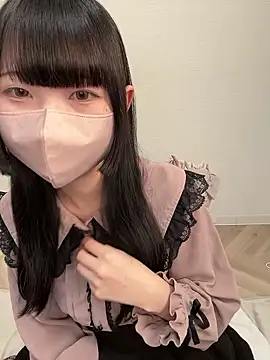 Snapshot of Reina_0129 chatting on May 29, 9:37 am Reina 0129 online show from May 29, 9:37 am