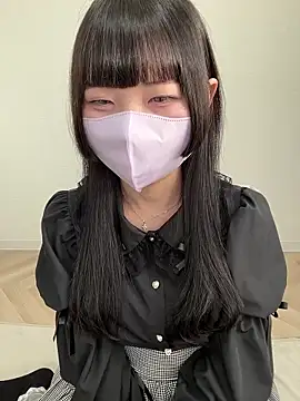 Snapshot of Reina_0129 chatting on June 17, 9:19 am Reina 0129 online show from June 17, 9:19 am
