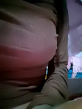 cute riya 11 online show from May 31, 4:40 am