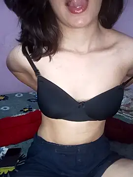 Noughty girl00 online show from June 30, 5:51 am