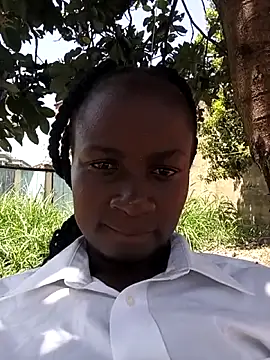 Snapshot of Ebonylouisa chatting on June 20, 9:03 am Ebonylouisa online show from June 20, 9:03 am