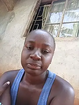 Snapshot of Ebonylouisa chatting on July 9, 8:37 am Ebonylouisa online show from July 9, 8:37 am