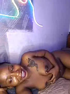 pretty-princes online show from June 12, 2:42 am