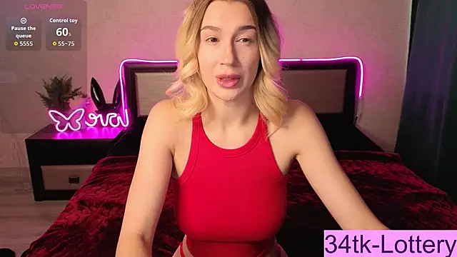 ToxicDollKiss online show from July 1, 3:18 am