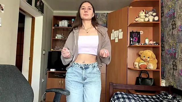 HoneyKittyk online show from June 2, 11:43 am