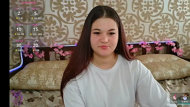 Snapshot of ElisesMuse chatting on July 1, 8:58 am ElisesMuse online show from July 1, 8:58 am