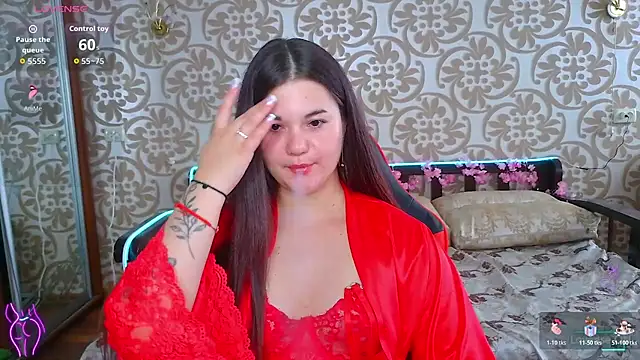 Snapshot of ElisesMuse chatting on July 15, 12:01 pm ElisesMuse online show from July 15, 12:01 pm