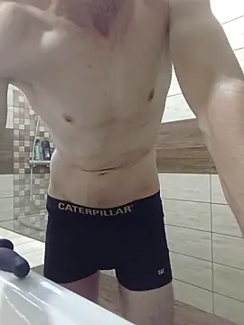 Snapshot of Nakedfanboy chatting on June 18, 4:34 pm Nakedfanboy online show from June 18, 4:34 pm
