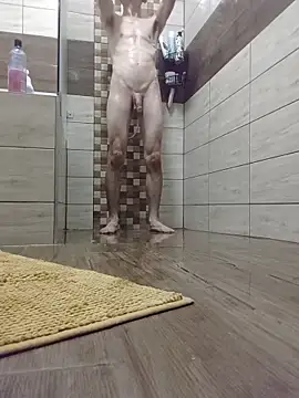 Snapshot of Nakedfanboy chatting on June 20, 7:52 pm Nakedfanboy online show from June 20, 7:52 pm