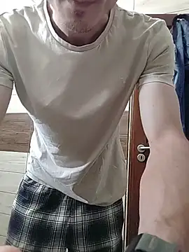 Nakedfanboy online show from May 26, 4:54 am