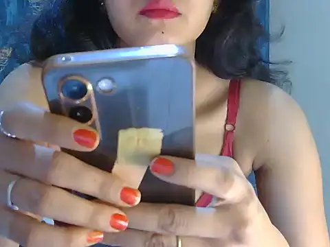 Himanshi Singh online show from June 9, 7:04 pm