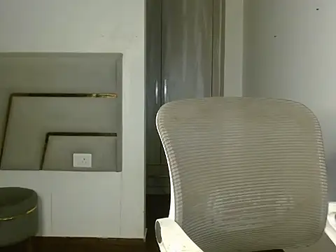Snapshot of Erotic_Rosyy chatting on May 26, 3:10 pm Erotic Rosyy online show from May 26, 3:10 pm