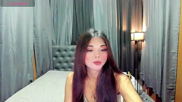 Snapshot of Valentina_lust chatting on June 14, 2:51 pm Valentina lust online show from June 14, 2:51 pm