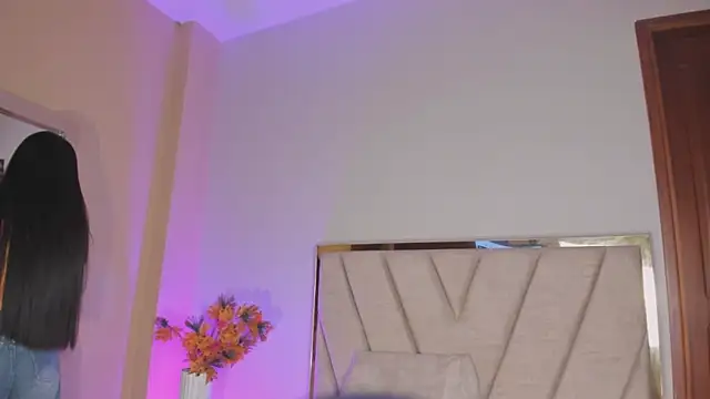 KatherinSky online show from July 11, 6:30 pm